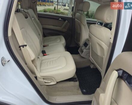 Белый Ауди Ку 7, объемом двигателя 2.97 л и пробегом 200 тыс. км за 19600 $, фото 4 на Automoto.ua