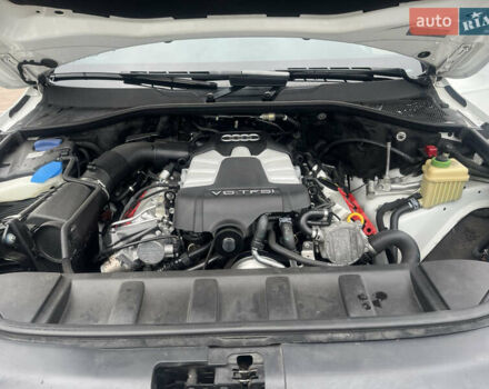 Білий Ауді Ку 7, об'ємом двигуна 3 л та пробігом 218 тис. км за 19500 $, фото 12 на Automoto.ua