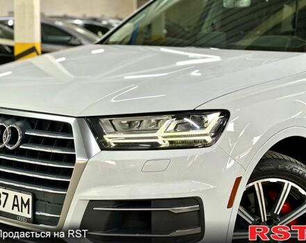 Белый Ауди Ку 7, объемом двигателя 3 л и пробегом 204 тыс. км за 28500 $, фото 7 на Automoto.ua