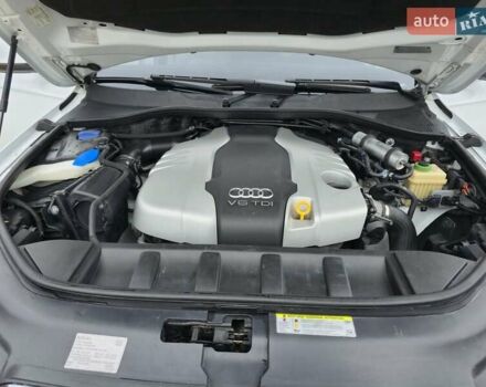 Белый Ауди Ку 7, объемом двигателя 2.97 л и пробегом 200 тыс. км за 19600 $, фото 25 на Automoto.ua