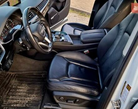 Білий Ауді Ку 7, об'ємом двигуна 3 л та пробігом 159 тис. км за 26500 $, фото 16 на Automoto.ua