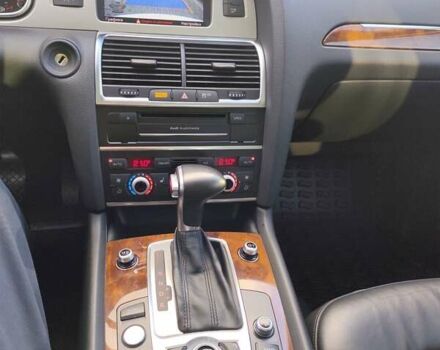 Белый Ауди Ку 7, объемом двигателя 3 л и пробегом 120 тыс. км за 26000 $, фото 14 на Automoto.ua