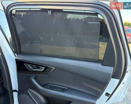 Белый Ауди Ку 7, объемом двигателя 3 л и пробегом 161 тыс. км за 29500 $, фото 21 на Automoto.ua