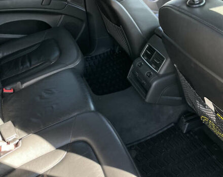 Белый Ауди Ку 7, объемом двигателя 3 л и пробегом 223 тыс. км за 18500 $, фото 14 на Automoto.ua