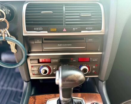 Білий Ауді Ку 7, об'ємом двигуна 3 л та пробігом 88 тис. км за 12950 $, фото 14 на Automoto.ua