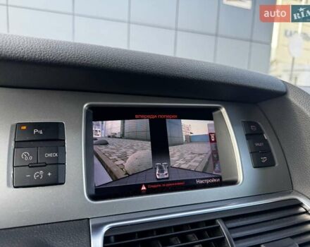 Білий Ауді Ку 7, об'ємом двигуна 3 л та пробігом 125 тис. км за 21000 $, фото 30 на Automoto.ua