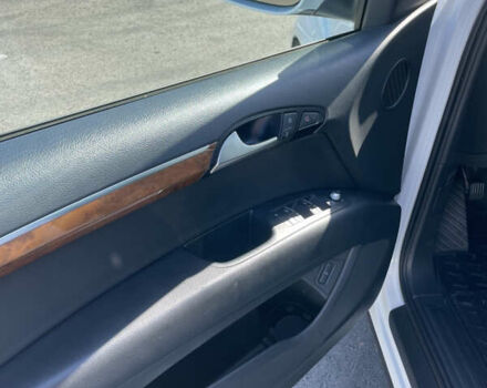 Белый Ауди Ку 7, объемом двигателя 3 л и пробегом 223 тыс. км за 18500 $, фото 10 на Automoto.ua