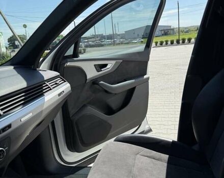 Ауді Ку 7 2016 у Хусте на Automoto.ua Білий Ауді Ку 7, об'ємом двигуна 2.97 л та пробігом 103 тис. км за 39990 $, фото 12 на Automoto.ua