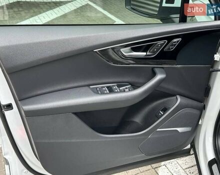 Білий Ауді Ку 7, об'ємом двигуна 3 л та пробігом 117 тис. км за 34500 $, фото 8 на Automoto.ua