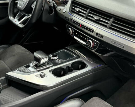 Ауди Ку 7 2016 в Одессе на Automoto.ua Белый Ауди Ку 7, объемом двигателя 3 л и пробегом 280 тыс. км за 34000 $, фото 24 на Automoto.ua