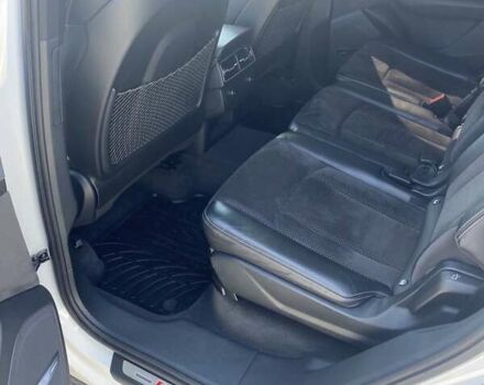 Белый Ауди Ку 7, объемом двигателя 3 л и пробегом 135 тыс. км за 45000 $, фото 6 на Automoto.ua