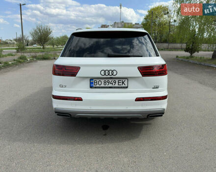 Белый Ауди Ку 7, объемом двигателя 2.97 л и пробегом 284 тыс. км за 37000 $, фото 5 на Automoto.ua