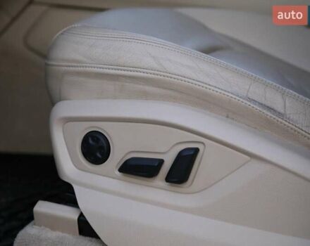 Белый Ауди Ку 7, объемом двигателя 3 л и пробегом 85 тыс. км за 30900 $, фото 29 на Automoto.ua