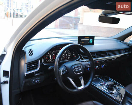 Белый Ауди Ку 7, объемом двигателя 3 л и пробегом 225 тыс. км за 23500 $, фото 24 на Automoto.ua