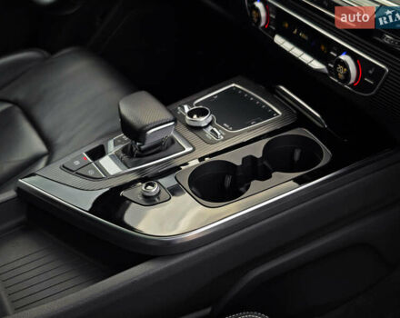 Белый Ауди Ку 7, объемом двигателя 3 л и пробегом 161 тыс. км за 47000 $, фото 86 на Automoto.ua