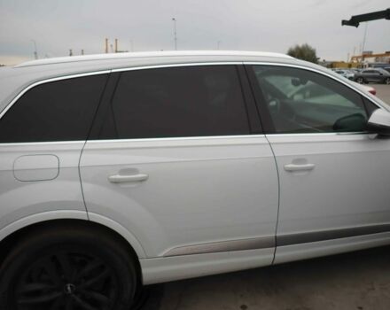 Белый Ауди Ку 7, объемом двигателя 3 л и пробегом 186 тыс. км за 18500 $, фото 2 на Automoto.ua