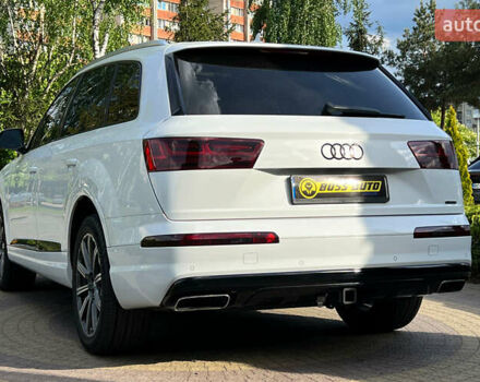 Белый Ауди Ку 7, объемом двигателя 3 л и пробегом 117 тыс. км за 35300 $, фото 4 на Automoto.ua