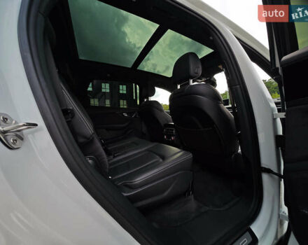 Белый Ауди Ку 7, объемом двигателя 3 л и пробегом 161 тыс. км за 47000 $, фото 70 на Automoto.ua