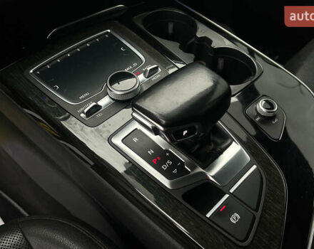 Білий Ауді Ку 7, об'ємом двигуна 3 л та пробігом 219 тис. км за 26999 $, фото 15 на Automoto.ua