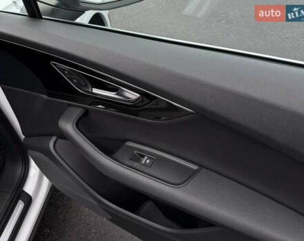 Білий Ауді Ку 7, об'ємом двигуна 3 л та пробігом 194 тис. км за 23700 $, фото 61 на Automoto.ua