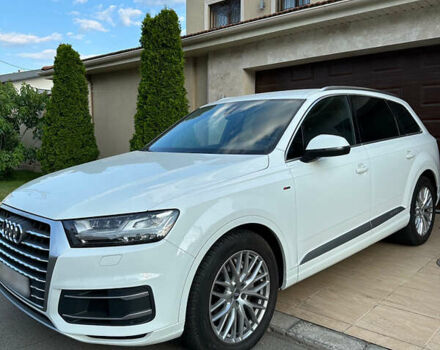 Белый Ауди Ку 7, объемом двигателя 2.97 л и пробегом 63 тыс. км за 43800 $, фото 2 на Automoto.ua