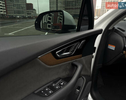 Белый Ауди Ку 7, объемом двигателя 2.97 л и пробегом 141 тыс. км за 43000 $, фото 7 на Automoto.ua