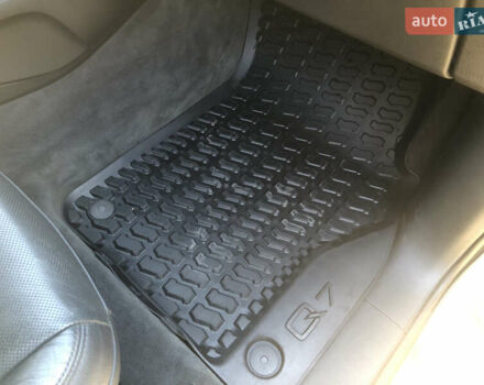 Білий Ауді Ку 7, об'ємом двигуна 2.97 л та пробігом 84 тис. км за 44000 $, фото 29 на Automoto.ua