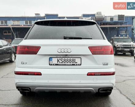 Белый Ауди Ку 7, объемом двигателя 3 л и пробегом 122 тыс. км за 27000 $, фото 5 на Automoto.ua