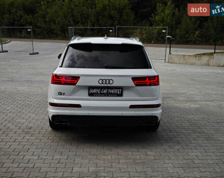 Белый Ауди Ку 7, объемом двигателя 3 л и пробегом 161 тыс. км за 47000 $, фото 7 на Automoto.ua