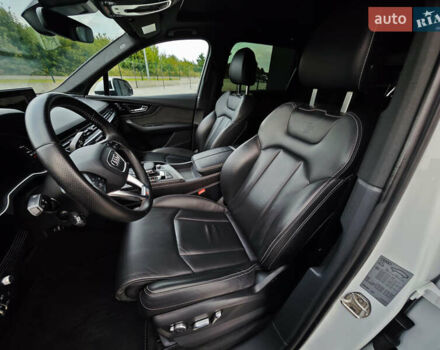 Белый Ауди Ку 7, объемом двигателя 3 л и пробегом 161 тыс. км за 47000 $, фото 32 на Automoto.ua