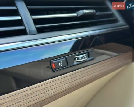 Белый Ауди Ку 7, объемом двигателя 1.98 л и пробегом 155 тыс. км за 23900 $, фото 15 на Automoto.ua