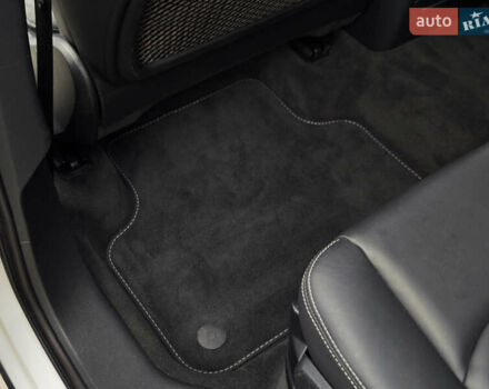 Белый Ауди Ку 7, объемом двигателя 3 л и пробегом 161 тыс. км за 47000 $, фото 48 на Automoto.ua