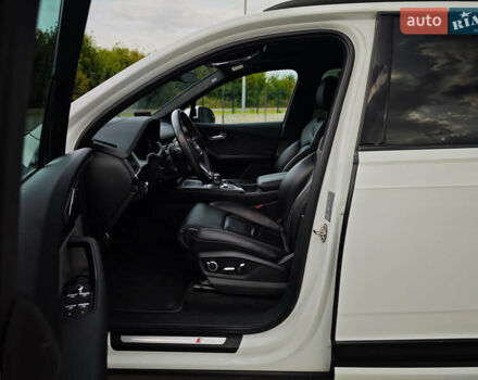 Белый Ауди Ку 7, объемом двигателя 3 л и пробегом 161 тыс. км за 47000 $, фото 38 на Automoto.ua