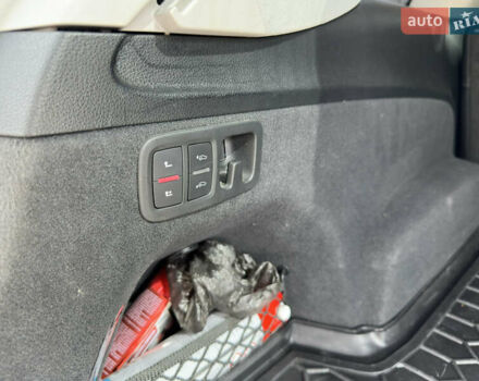 Белый Ауди Ку 7, объемом двигателя 2.97 л и пробегом 284 тыс. км за 37000 $, фото 25 на Automoto.ua