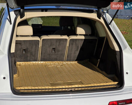 Белый Ауди Ку 7, объемом двигателя 3 л и пробегом 157 тыс. км за 27900 $, фото 25 на Automoto.ua