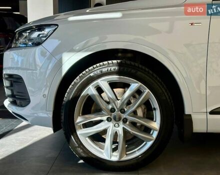 Белый Ауди Ку 7, объемом двигателя 2.97 л и пробегом 216 тыс. км за 39900 $, фото 2 на Automoto.ua