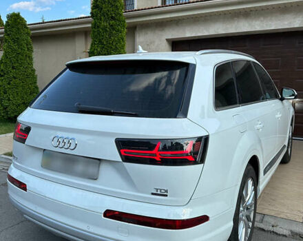 Белый Ауди Ку 7, объемом двигателя 2.97 л и пробегом 63 тыс. км за 43800 $, фото 4 на Automoto.ua