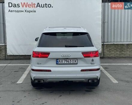 Белый Ауди Ку 7, объемом двигателя 3 л и пробегом 253 тыс. км за 26000 $, фото 4 на Automoto.ua