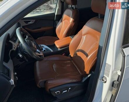 Ауді Ку 7 2016 у Каменце-Подольском на Automoto.ua Білий Ауді Ку 7, об'ємом двигуна 2.97 л та пробігом 282 тис. км за 38000 $, фото 26 на Automoto.ua