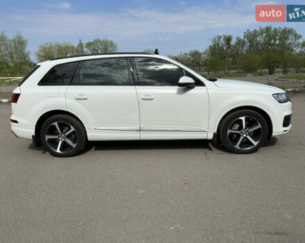 Белый Ауди Ку 7, объемом двигателя 2.97 л и пробегом 284 тыс. км за 37000 $, фото 3 на Automoto.ua