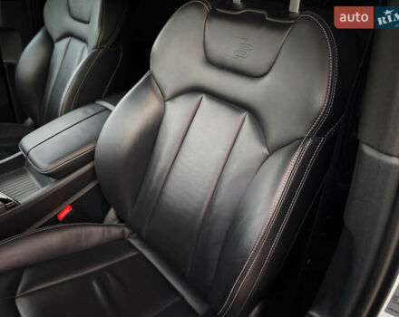 Белый Ауди Ку 7, объемом двигателя 3 л и пробегом 161 тыс. км за 47000 $, фото 30 на Automoto.ua