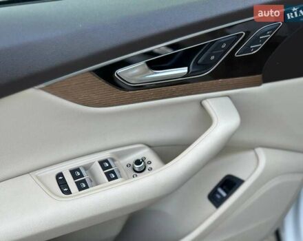 Белый Ауди Ку 7, объемом двигателя 1.98 л и пробегом 155 тыс. км за 23900 $, фото 8 на Automoto.ua