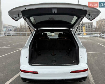 Белый Ауди Ку 7, объемом двигателя 3 л и пробегом 296 тыс. км за 19700 $, фото 11 на Automoto.ua