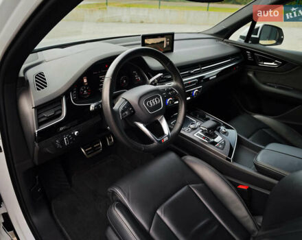 Белый Ауди Ку 7, объемом двигателя 3 л и пробегом 161 тыс. км за 47000 $, фото 23 на Automoto.ua