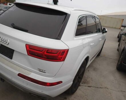 Белый Ауди Ку 7, объемом двигателя 3 л и пробегом 186 тыс. км за 18500 $, фото 3 на Automoto.ua