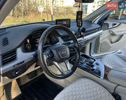 Білий Ауді Ку 7, об'ємом двигуна 2 л та пробігом 169 тис. км за 24999 $, фото 37 на Automoto.ua