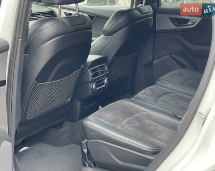 Белый Ауди Ку 7, объемом двигателя 3 л и пробегом 130 тыс. км за 38000 $, фото 6 на Automoto.ua