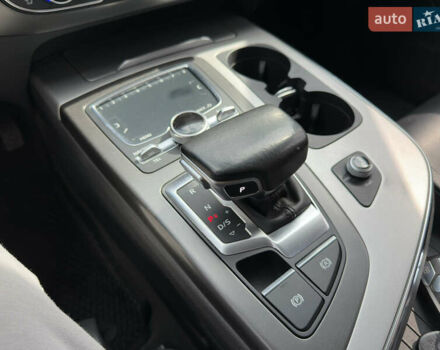 Белый Ауди Ку 7, объемом двигателя 2.97 л и пробегом 284 тыс. км за 37000 $, фото 22 на Automoto.ua