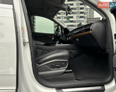 Белый Ауди Ку 7, объемом двигателя 2.97 л и пробегом 141 тыс. км за 43000 $, фото 16 на Automoto.ua