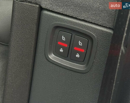 Білий Ауді Ку 7, об'ємом двигуна 3 л та пробігом 194 тис. км за 23700 $, фото 74 на Automoto.ua